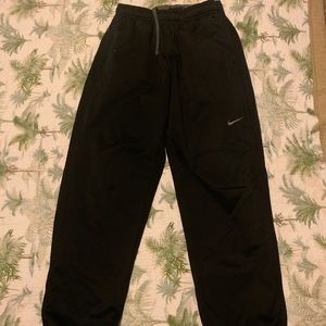 men’s black nike sweatpants
